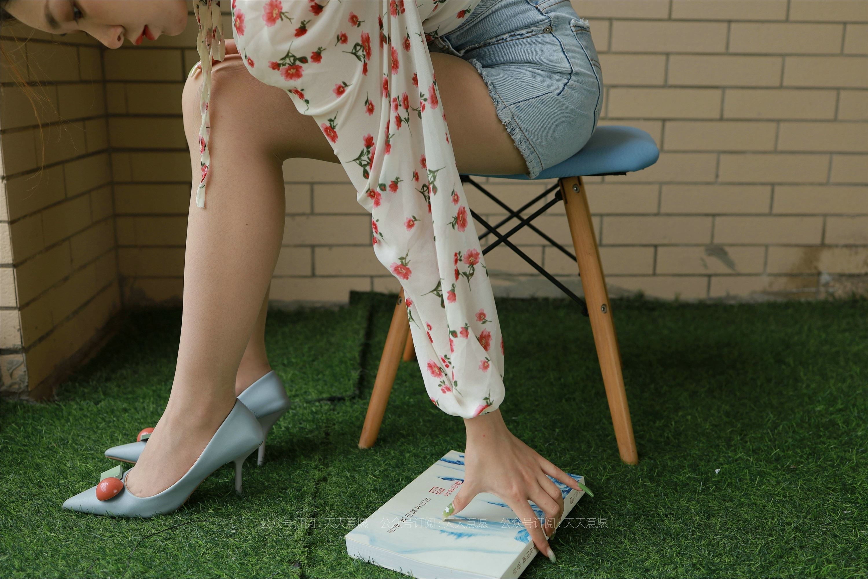 IESS异思趣向  2021.07.03 丝享家850：可可《法式碎花裙》